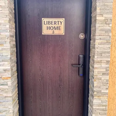 Liberty דירה